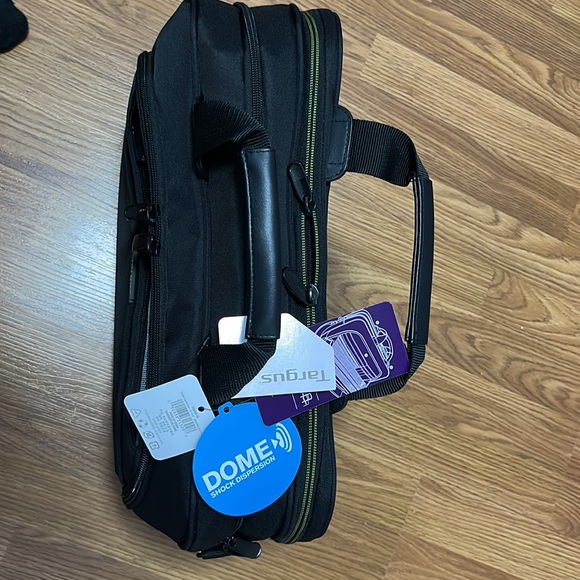 Targus laptop bag - Picture 2 of 3